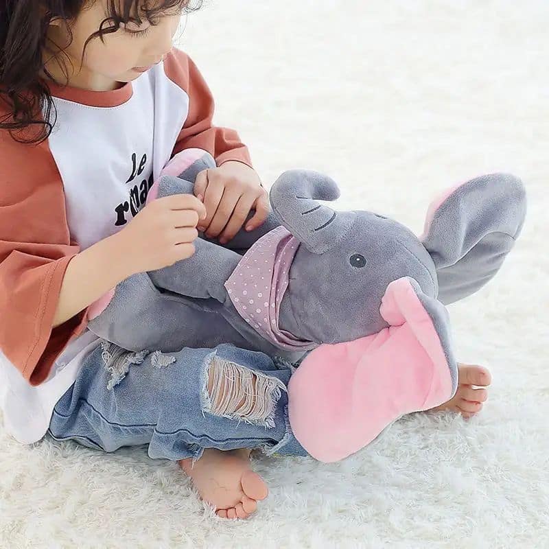 Elefante de peluche parlante